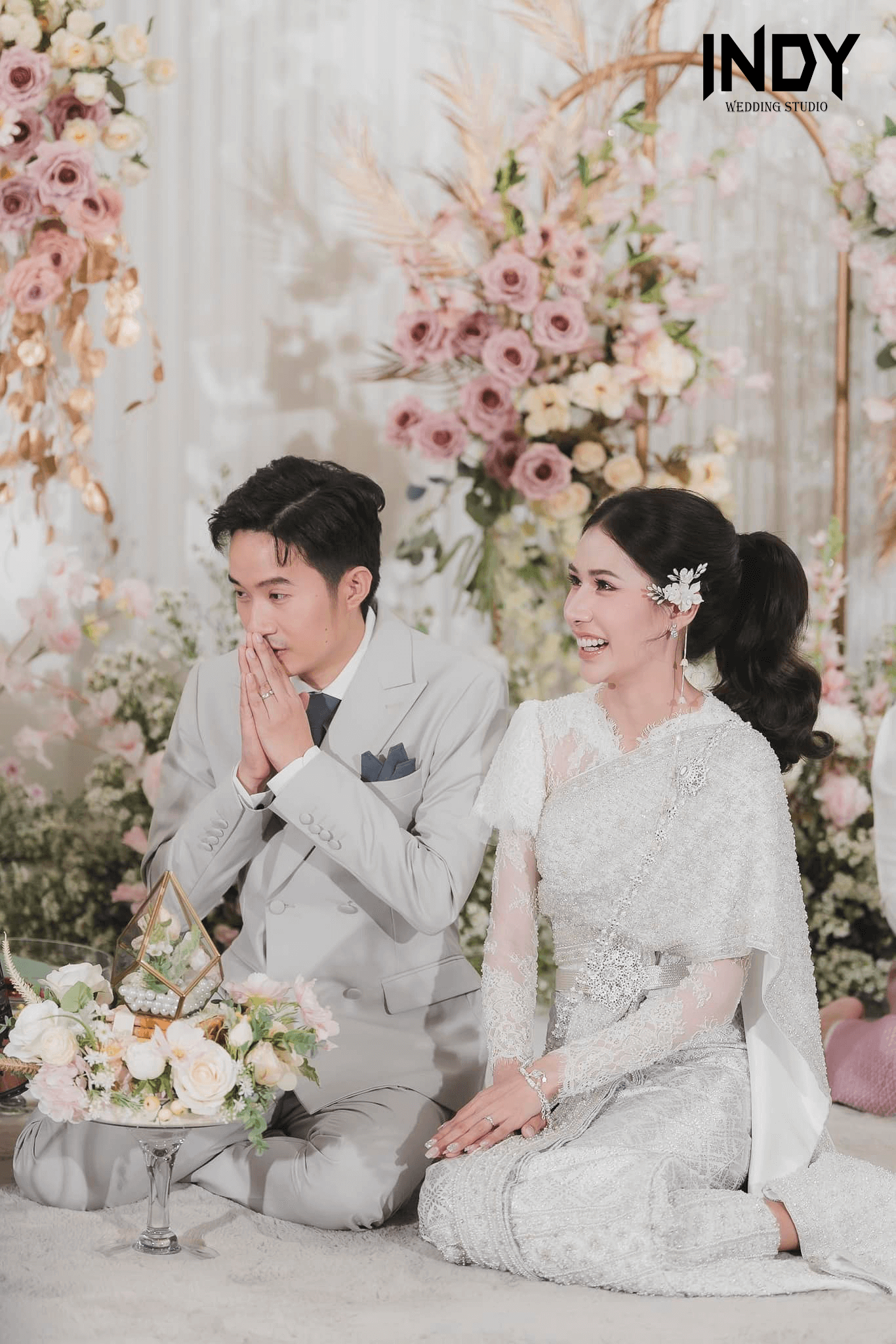 สีชุดแต่งงานอะไรดี