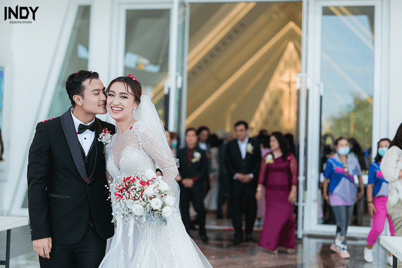 ถ่ายภาพแต่งงาน