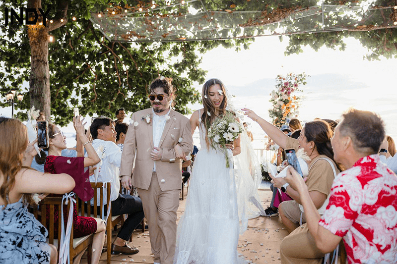 รับถ่ายรูปแต่งงาน ถ่ายพรีเวดดิ้ง